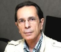 صورة المؤلف ربعي المدهون صورة المؤلف ربعي المدهون